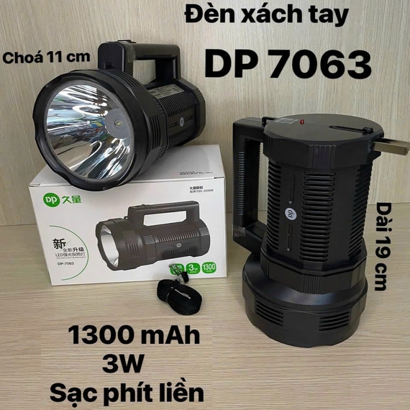 Đèn pin siêu sáng DP 7063 Pin 1300mAh chống nước chiếu xa hơn 1000m