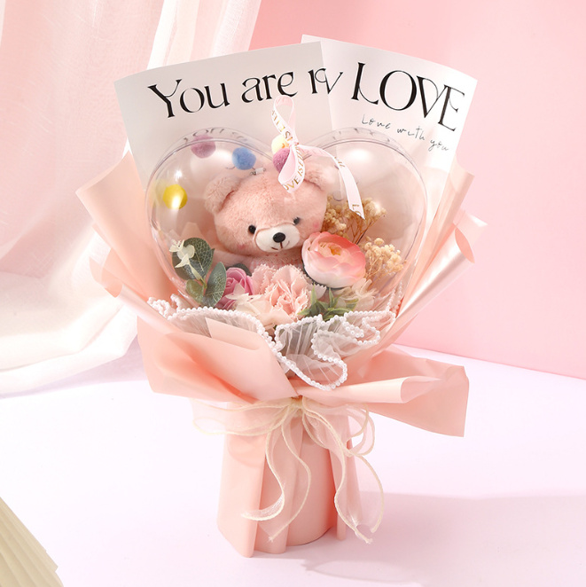 Bó Hoa Gấu Bông Trái Tim Trong Suốt