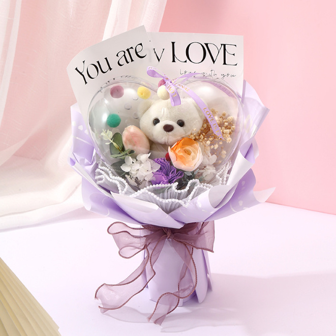 Bó Hoa Gấu Bông Trái Tim Trong Suốt