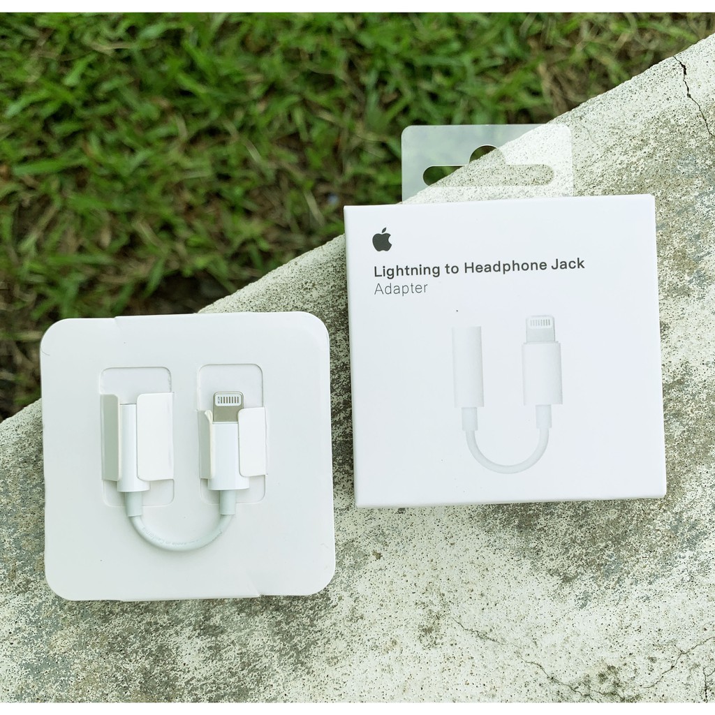 Cáp Chuyển Tai Nghe Iphone 7 Loại 1 (Hộp Giấy) Lightning Ra 3.5