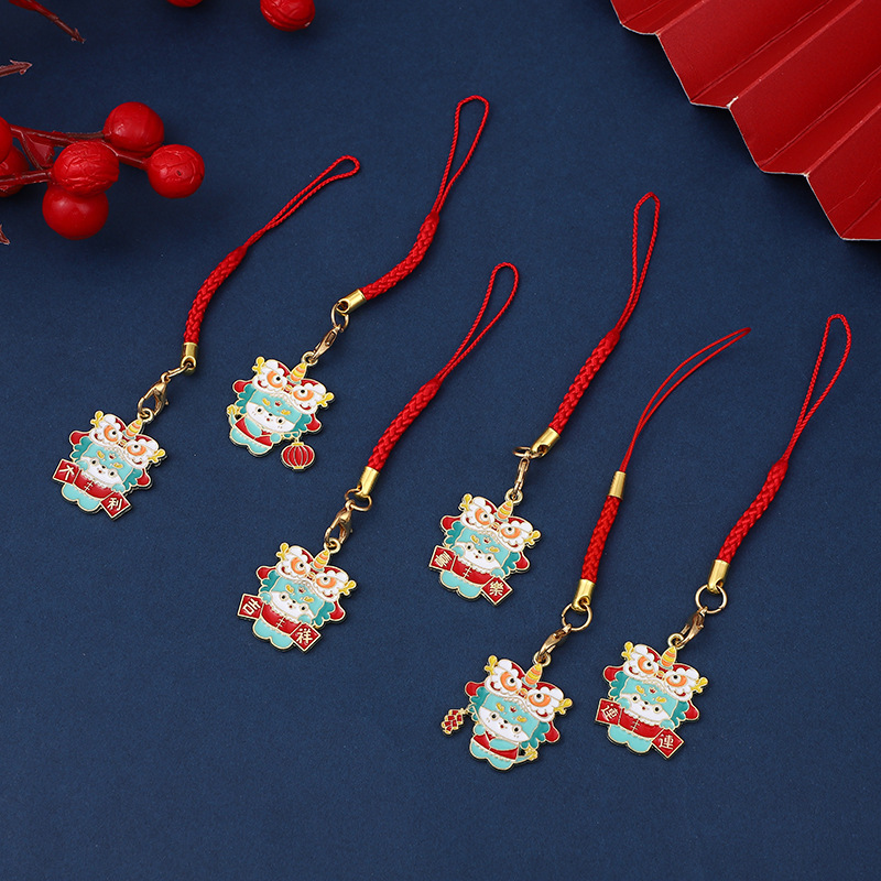 Móc khoá dây đỏ hình rồng