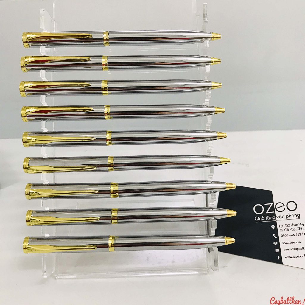 Bút kim loại BK141 với kiểu dáng đơn giản, nhỏ gọn