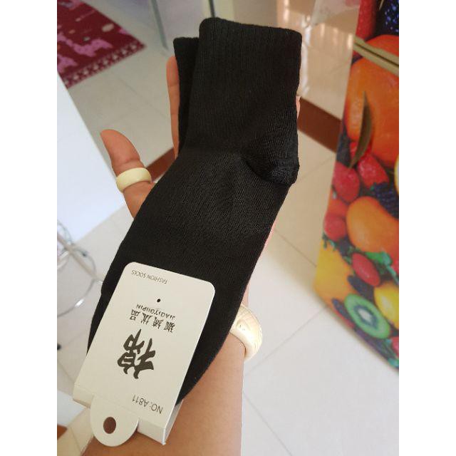 VỚ NAM MANG GIÀY CHỐNG HÔI CHÂN - TẤT DÀI THỂ THAO DÀNH CHO NAM