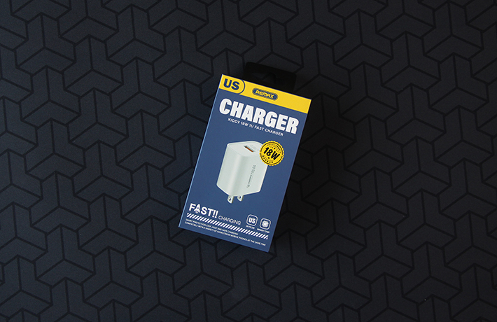 Củ sạc nhanh 1 cổng 18W Remax RP-U119 8