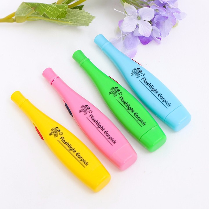 Dụng cụ lấy ráy tai có đèn 