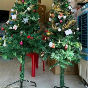 cây thông noel kèm phụ kiện cao 150cm