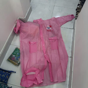 Áo mưa nữ màu hồng có 2 túi bên hông liền thân siêu nhẹ///DL///1