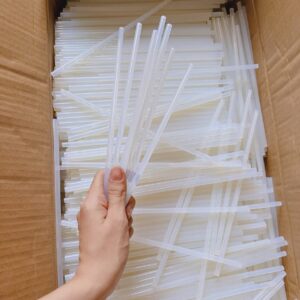 Máy Bắn keo Cây silicon Loại (Lớn)/ (Nhỏ) và Cây keo silicon - (1 Thùng) 2000 cây keo silicon Nhỏ 30cm