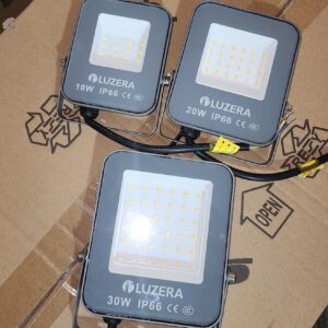 Đèn pha mini nguồn điện 220v LUZERA 10W (sáng trắng)