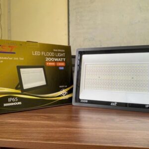 Đèn pha EST XPG 200W (nguồn điện) Hàng Cty. sáng trắng. Sale